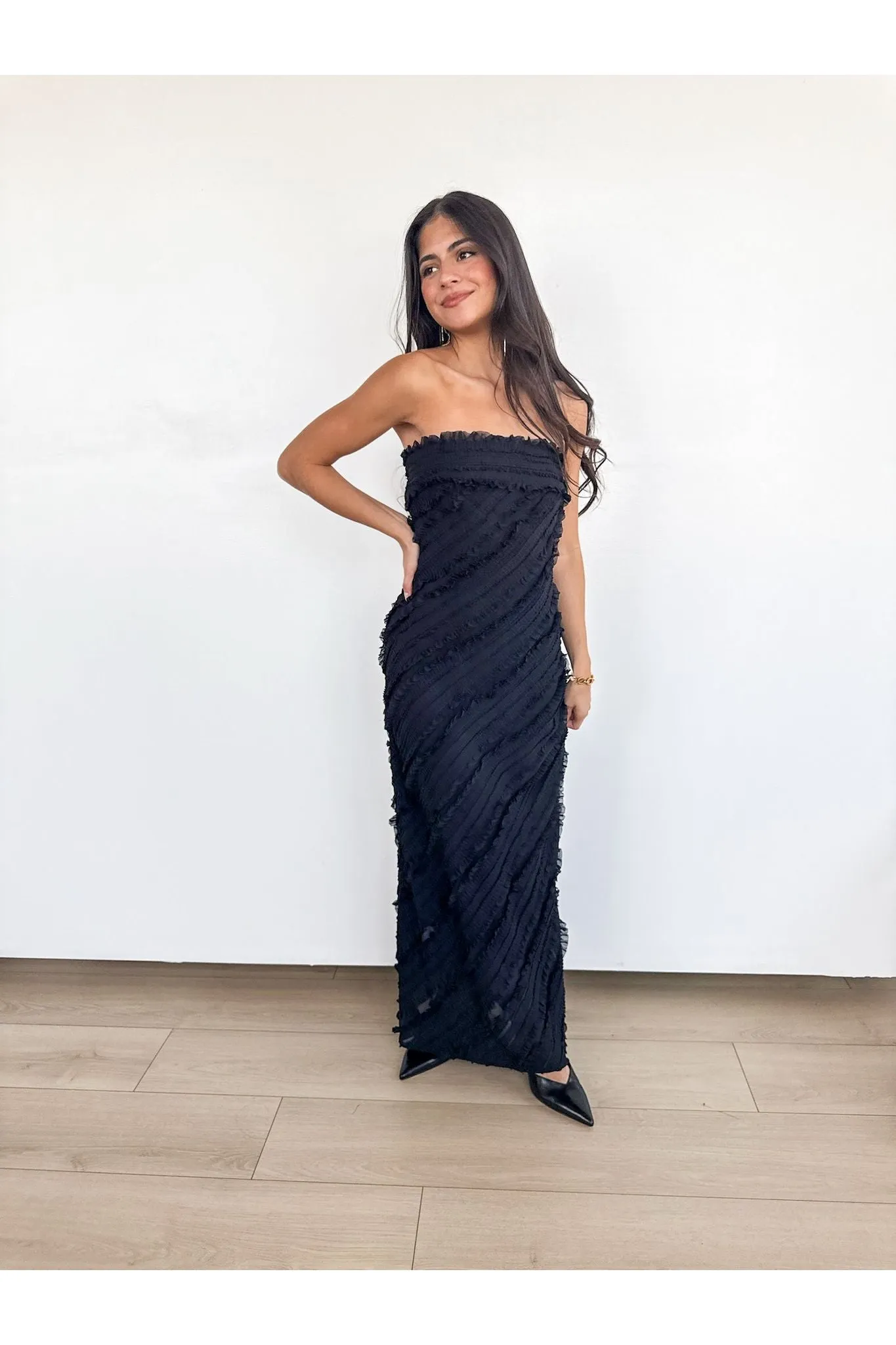 Amour Ruffle Strapless Dress