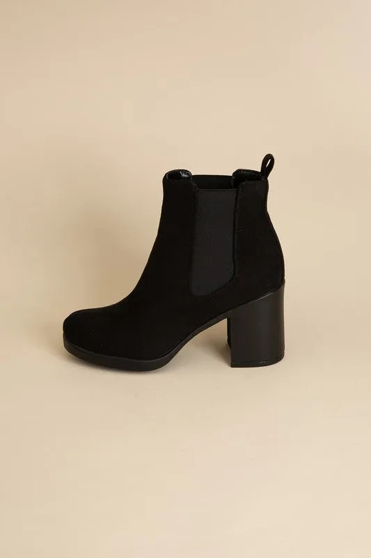 Arbor Black Boots
