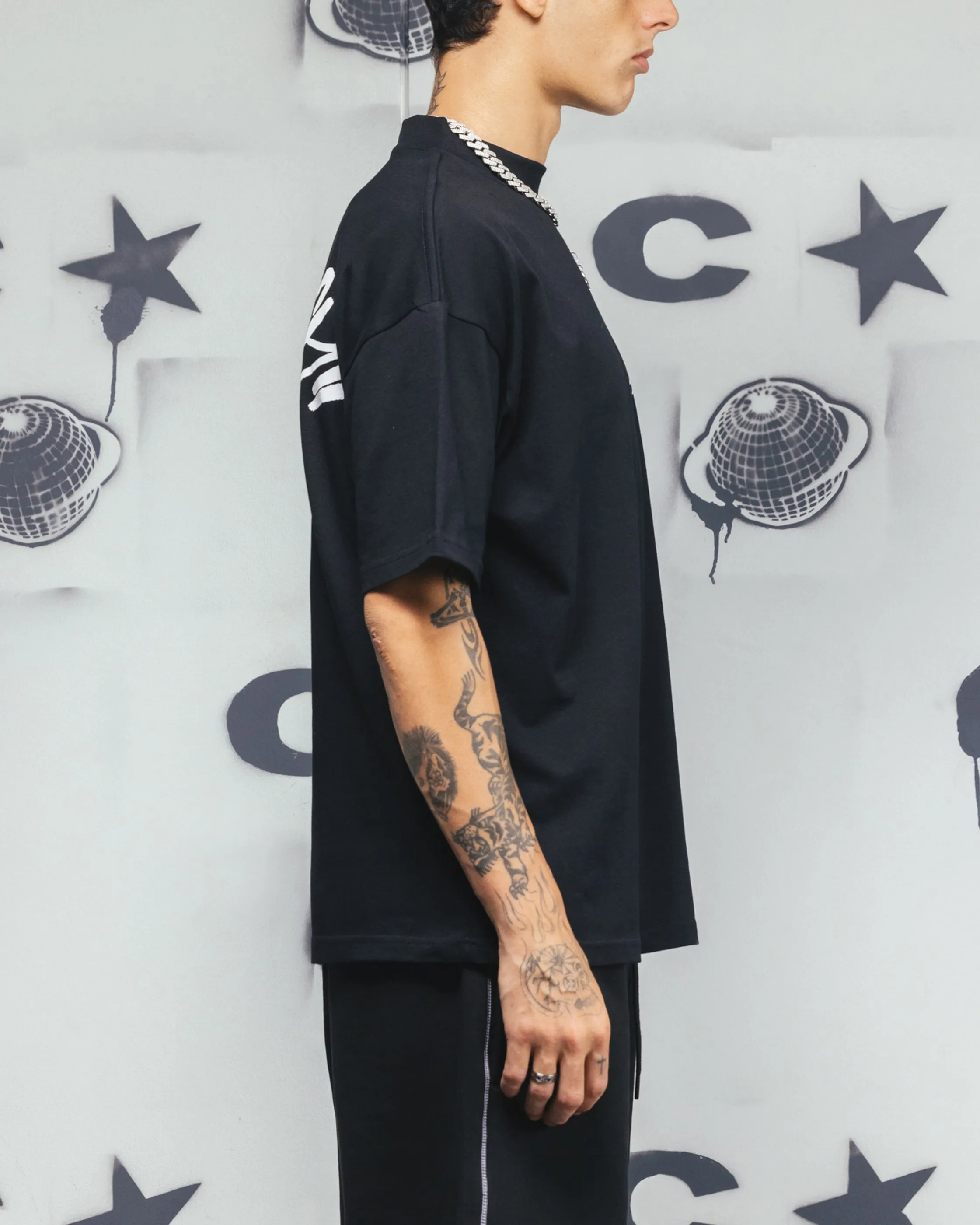 Carre Tag Mock Neck T-Shirt Black