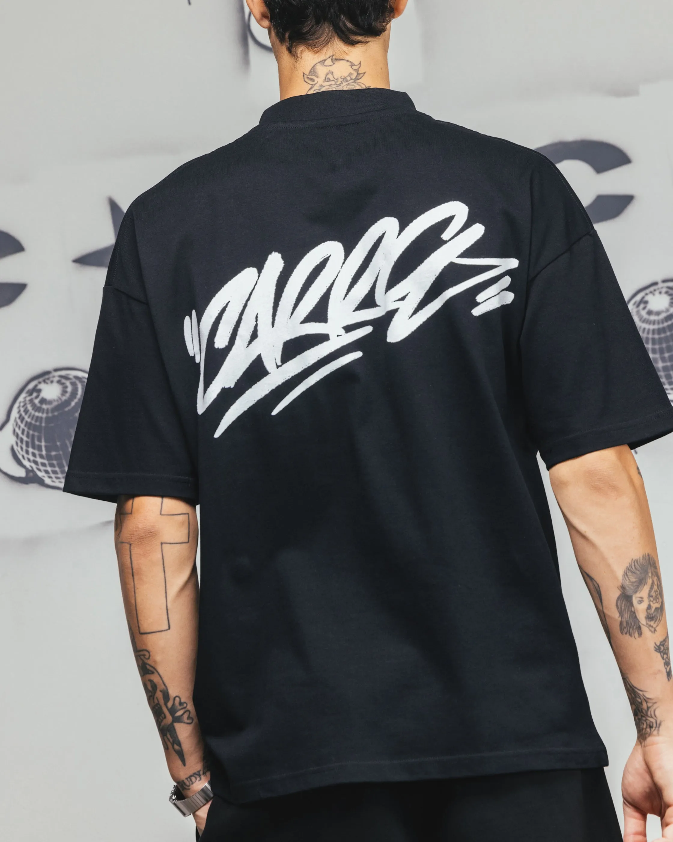 Carre Tag Mock Neck T-Shirt Black
