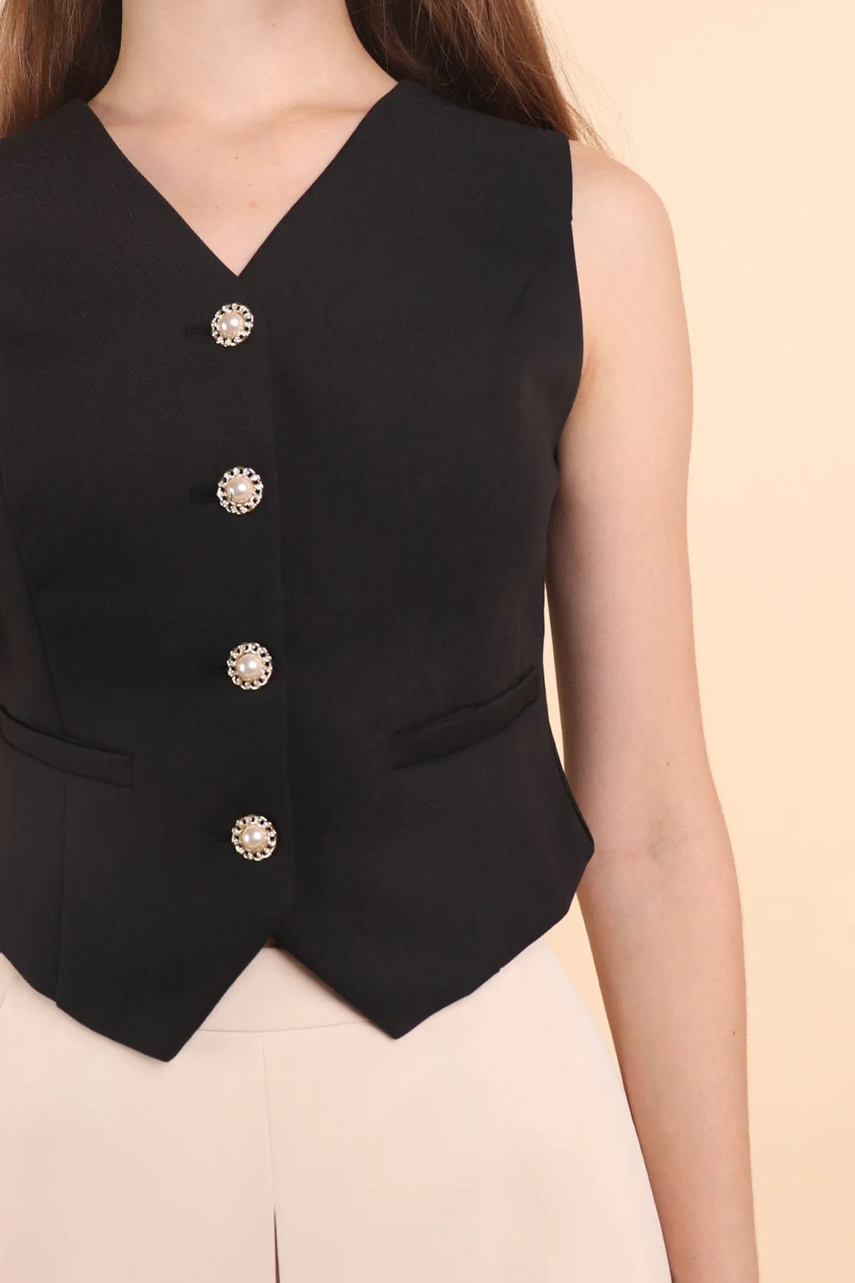 RESTOCKED** CAMU VEST TOP IN BLACK
