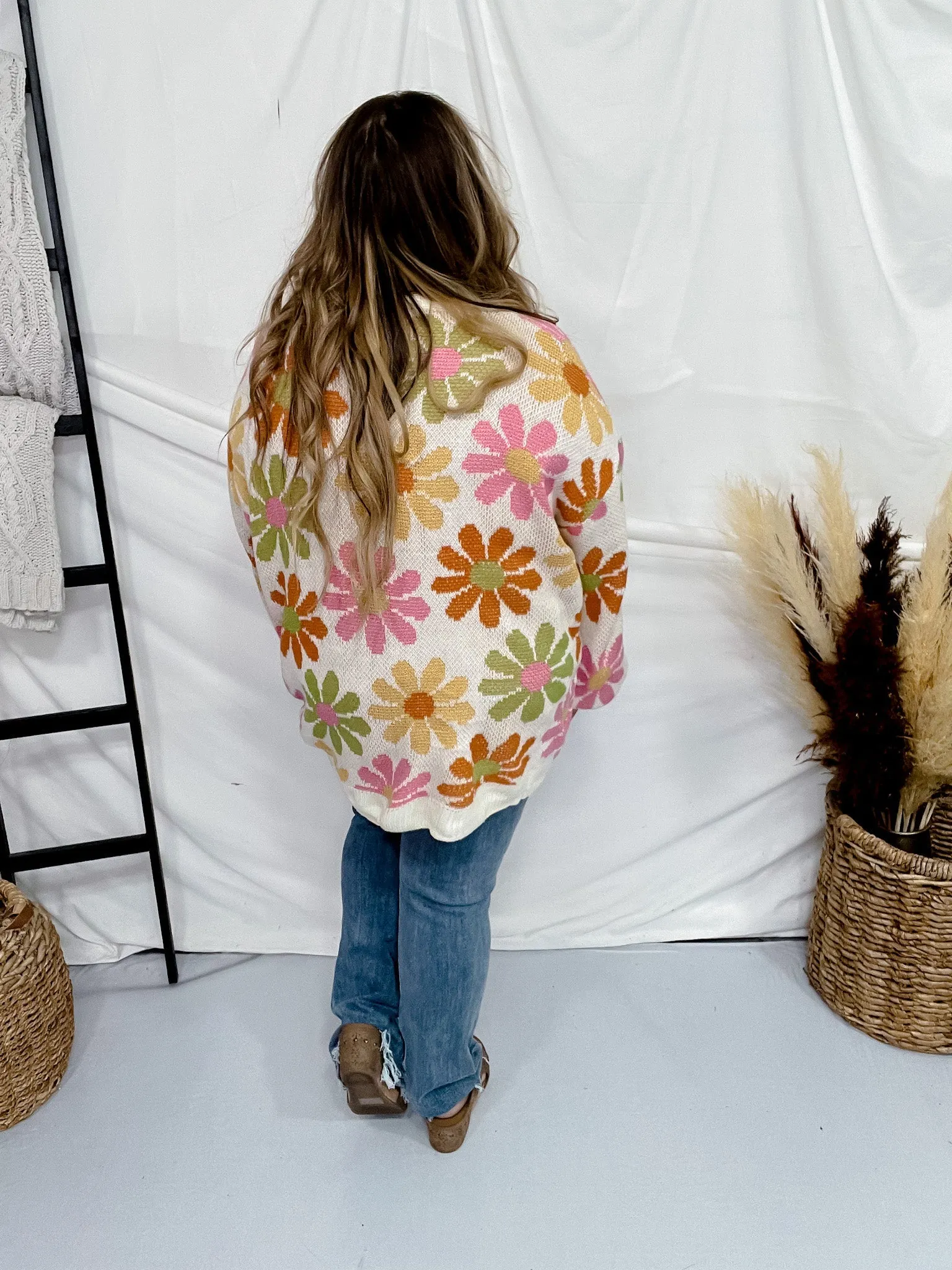 Retro Daisy Knit Pullover Sweater