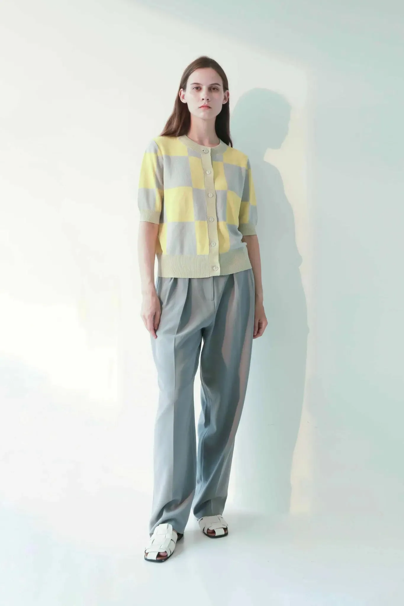 Short Sleeve Cardigan with Checkered Pattern