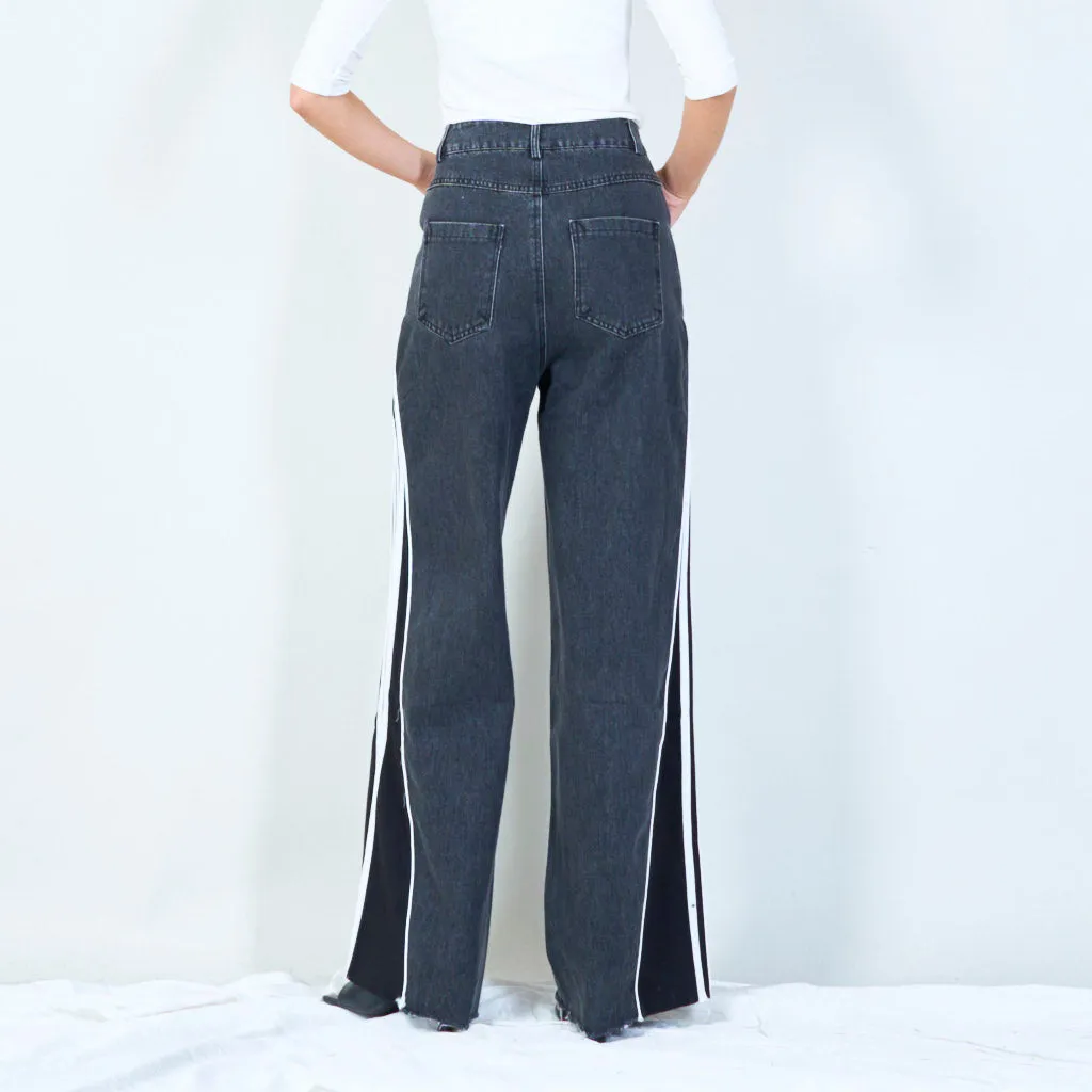 Sporty denim pants with side stripes wholesale